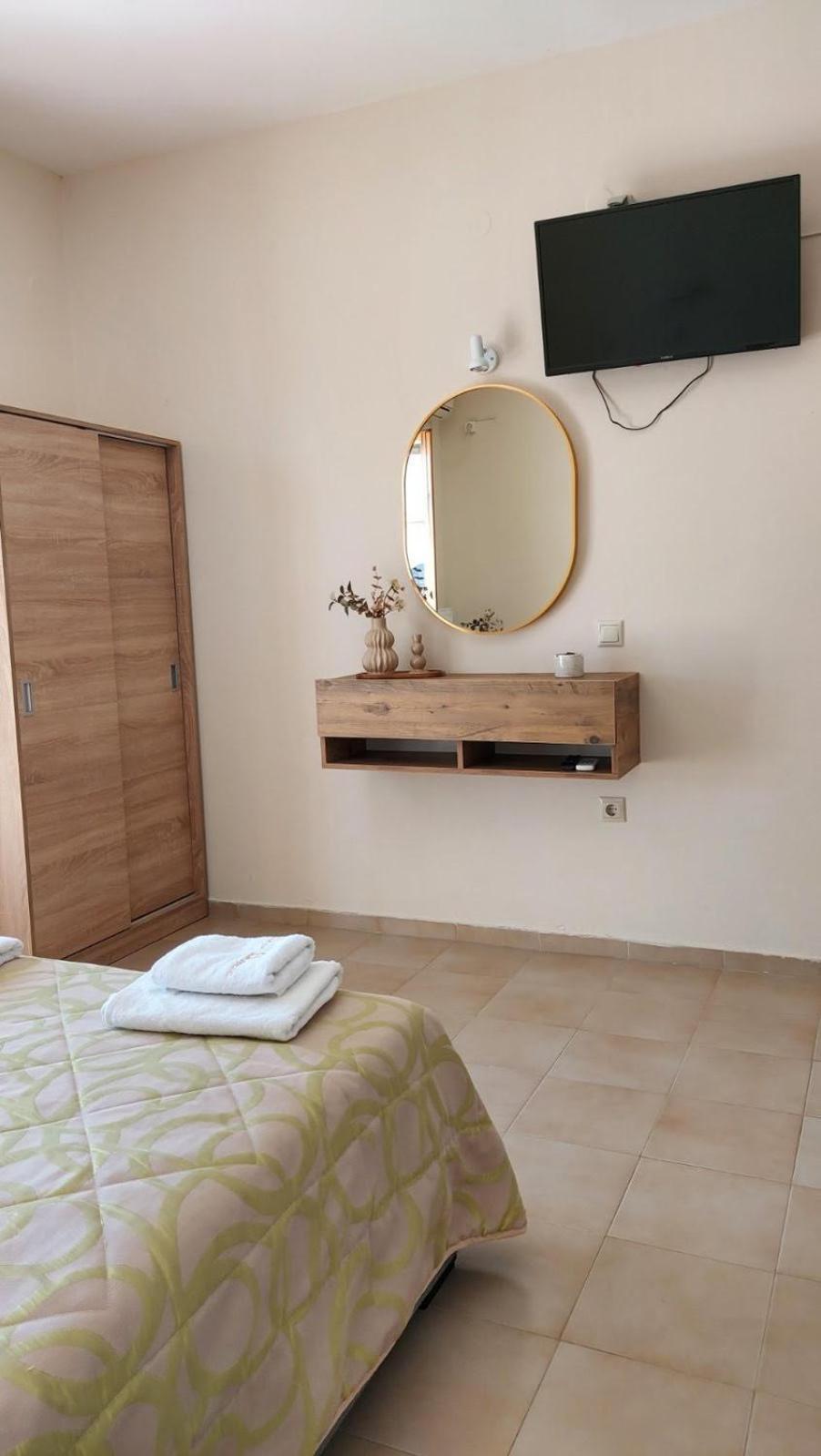 Sea Breeze Apartments Lixouri Extérieur photo